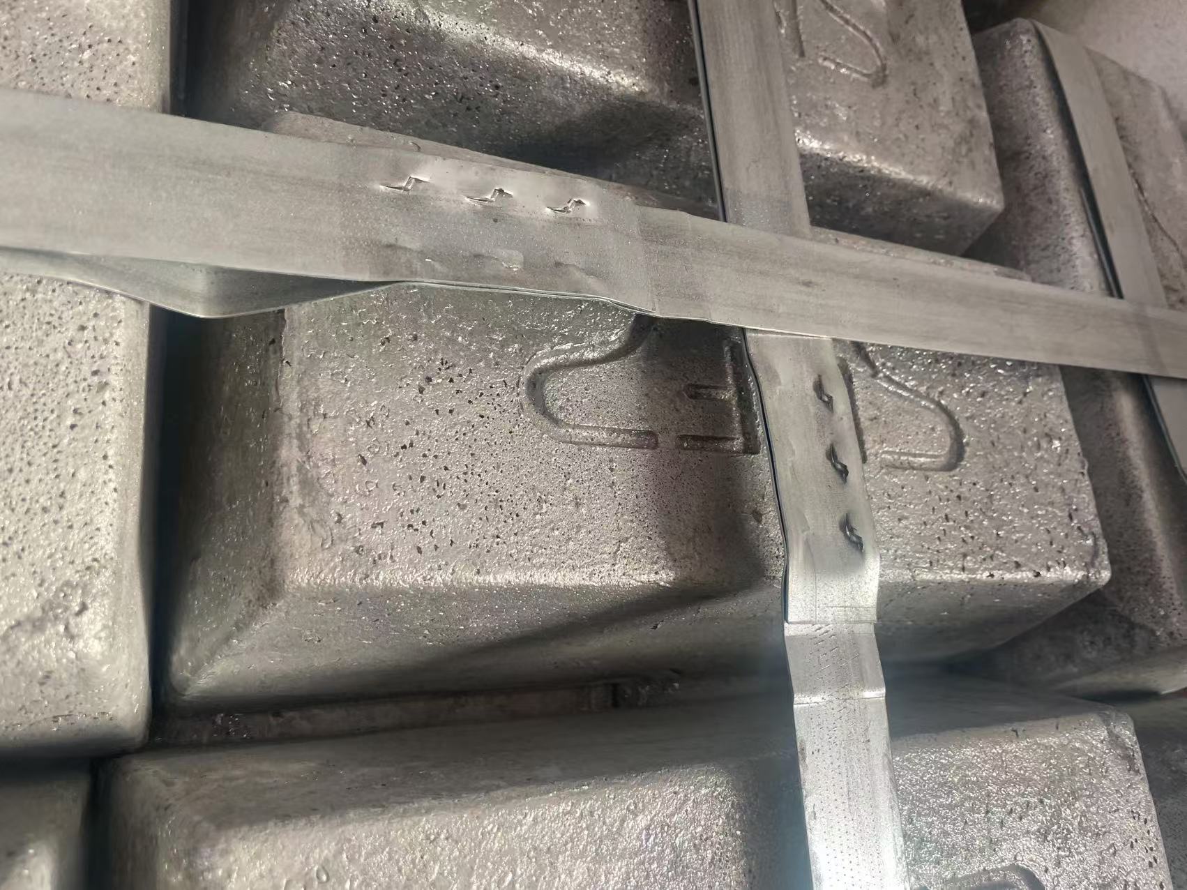 Antimony ingot 99.65%/99.85%/99.90%